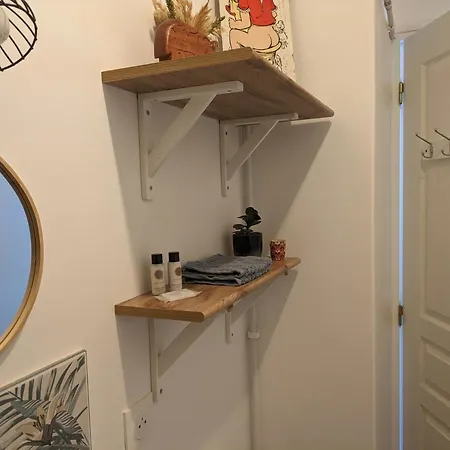 Independant A Terrerort 쏘뮤흐